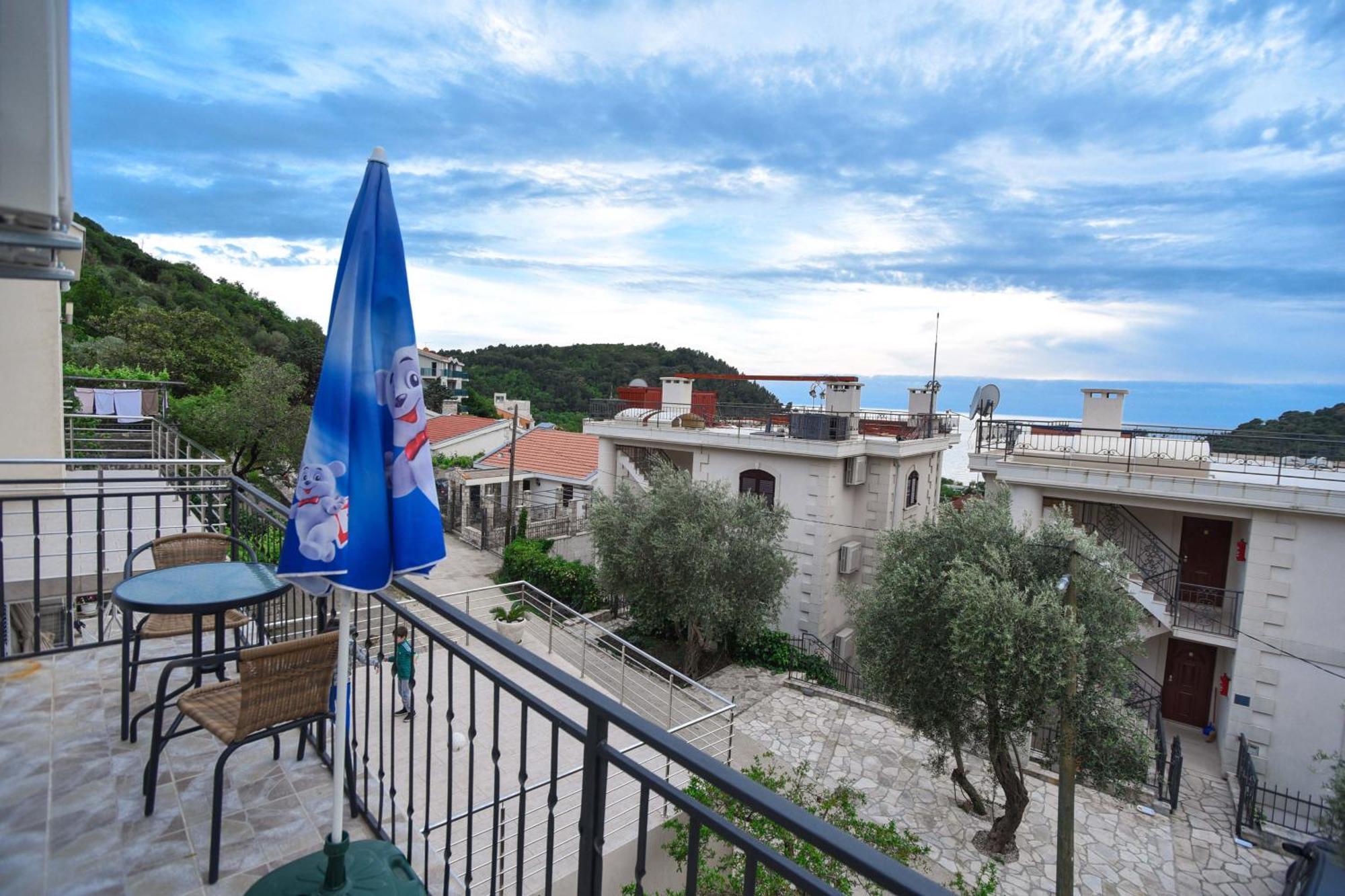 Vila Lucice Petrovac Exteriör bild