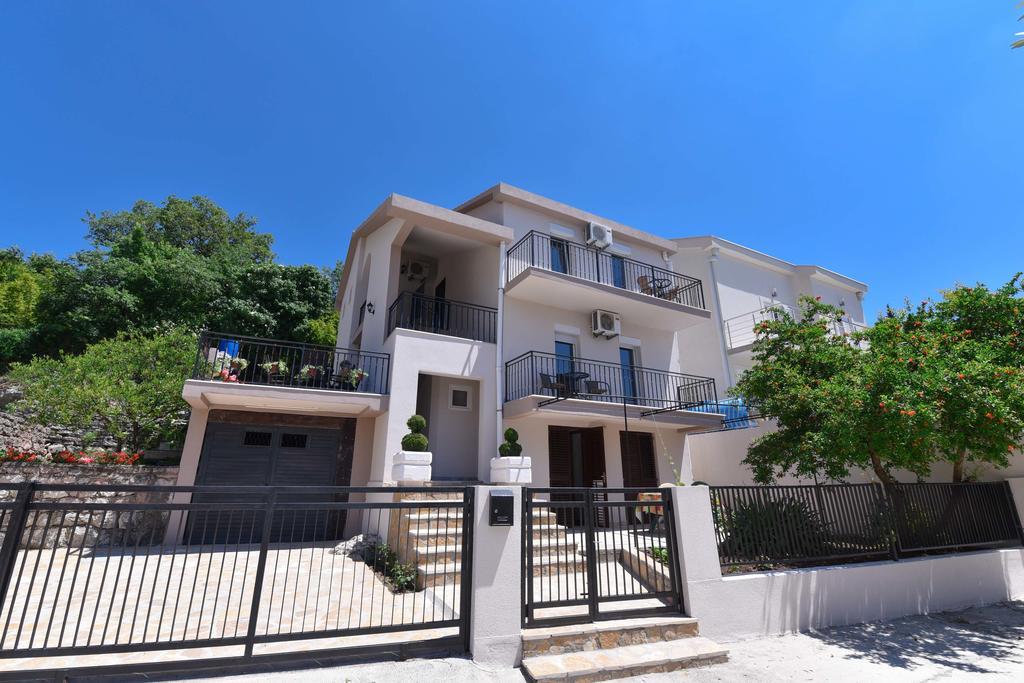 Vila Lucice Petrovac Exteriör bild